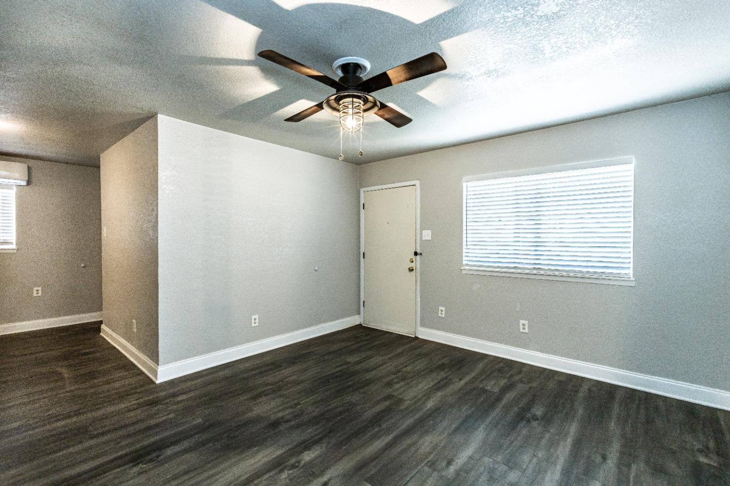 4702 37th Street Lubbock, TX 79414 - Photo 8 of 26 Photo 4