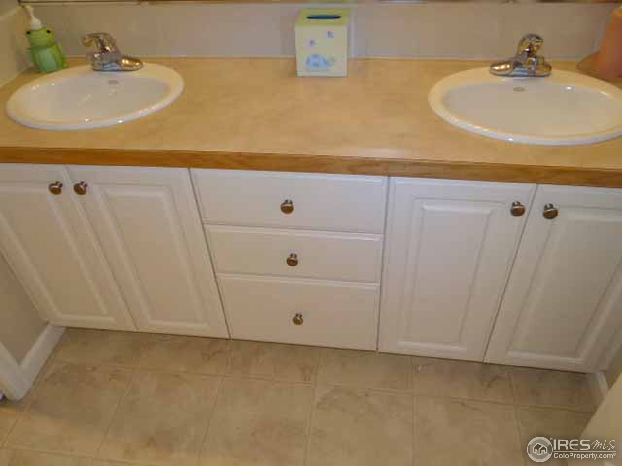 6904 16th Street Road Greeley, CO 80634 - Photo 18 of 25 Upstairs Bathroom