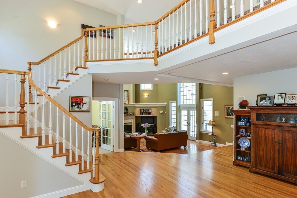 135 York Road Mansfield, MA 02048 - Photo 4 of 30 Gallery Image 4