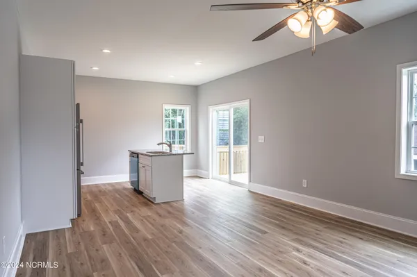 $1,925 | 1060 West New York Avenue, Southern Pines, NC 28387