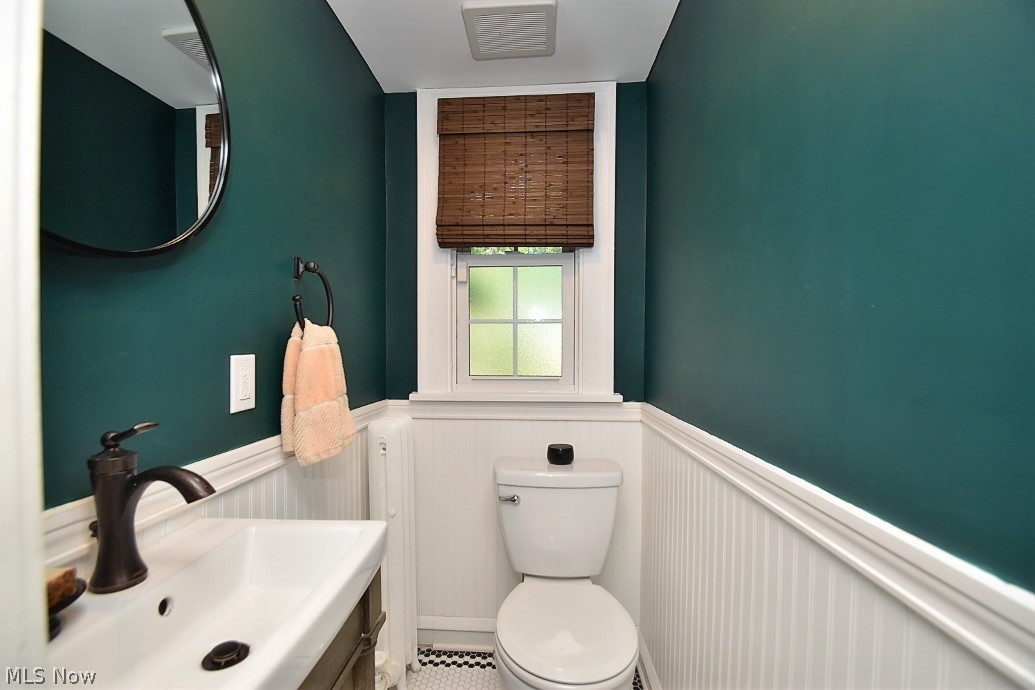 3045 Huntington Road Cleveland, OH 44120 - Photo 14 of 34 Gallery Image 14
