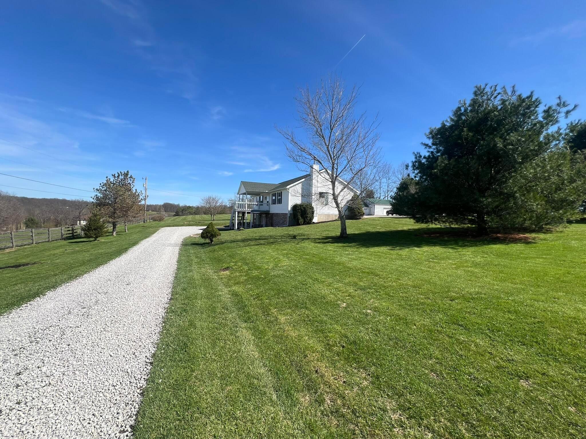 29119 Gaston Road Albany, OH 45710 - Photo 4 of 71