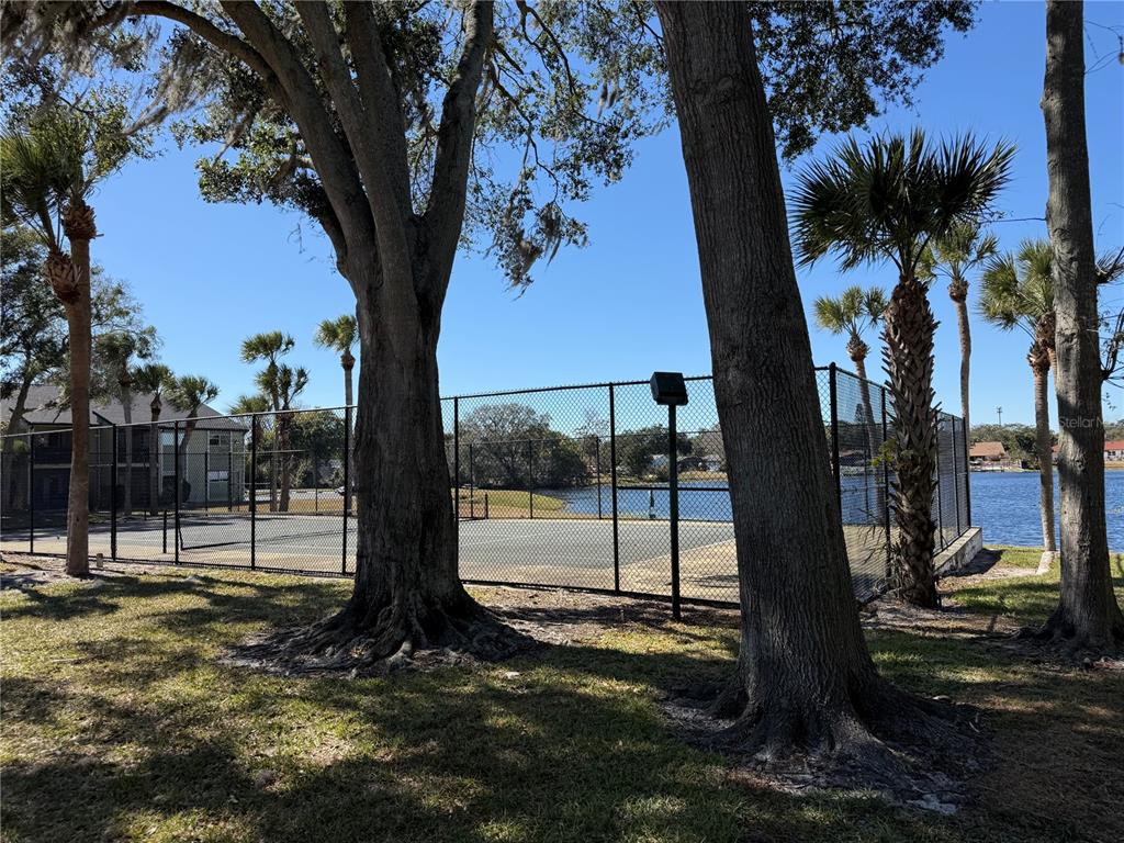 914 Lake Destiny Road, Unit F Altamonte Springs, FL 32714 - Photo 5 of 27