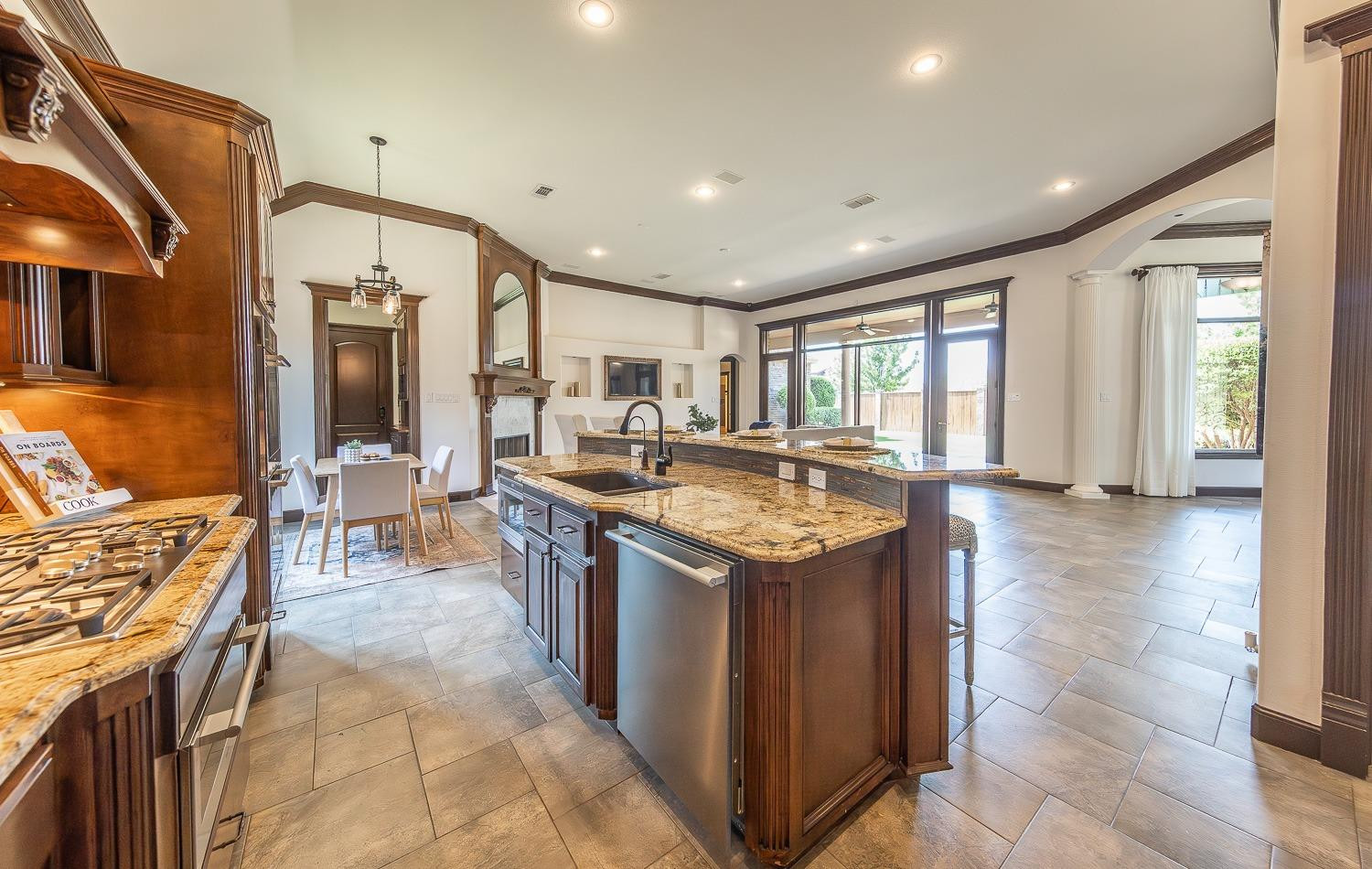 8905 Juneau Avenue Lubbock, TX 79424 - Photo 9 of 39 Photo 9