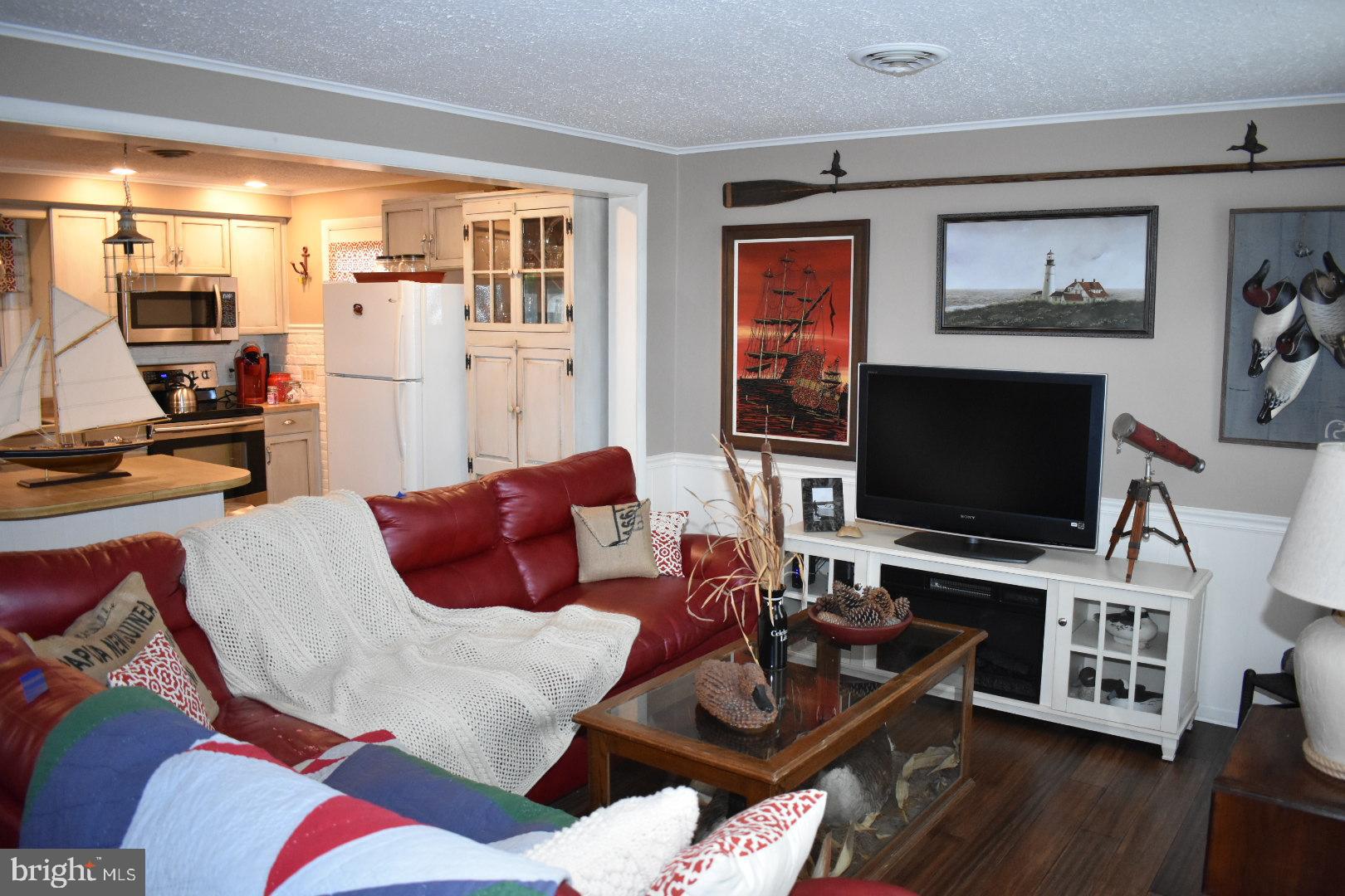 21435 Sinclair Road Tilghman, MD 21671 - Photo 11 of 38 Living room