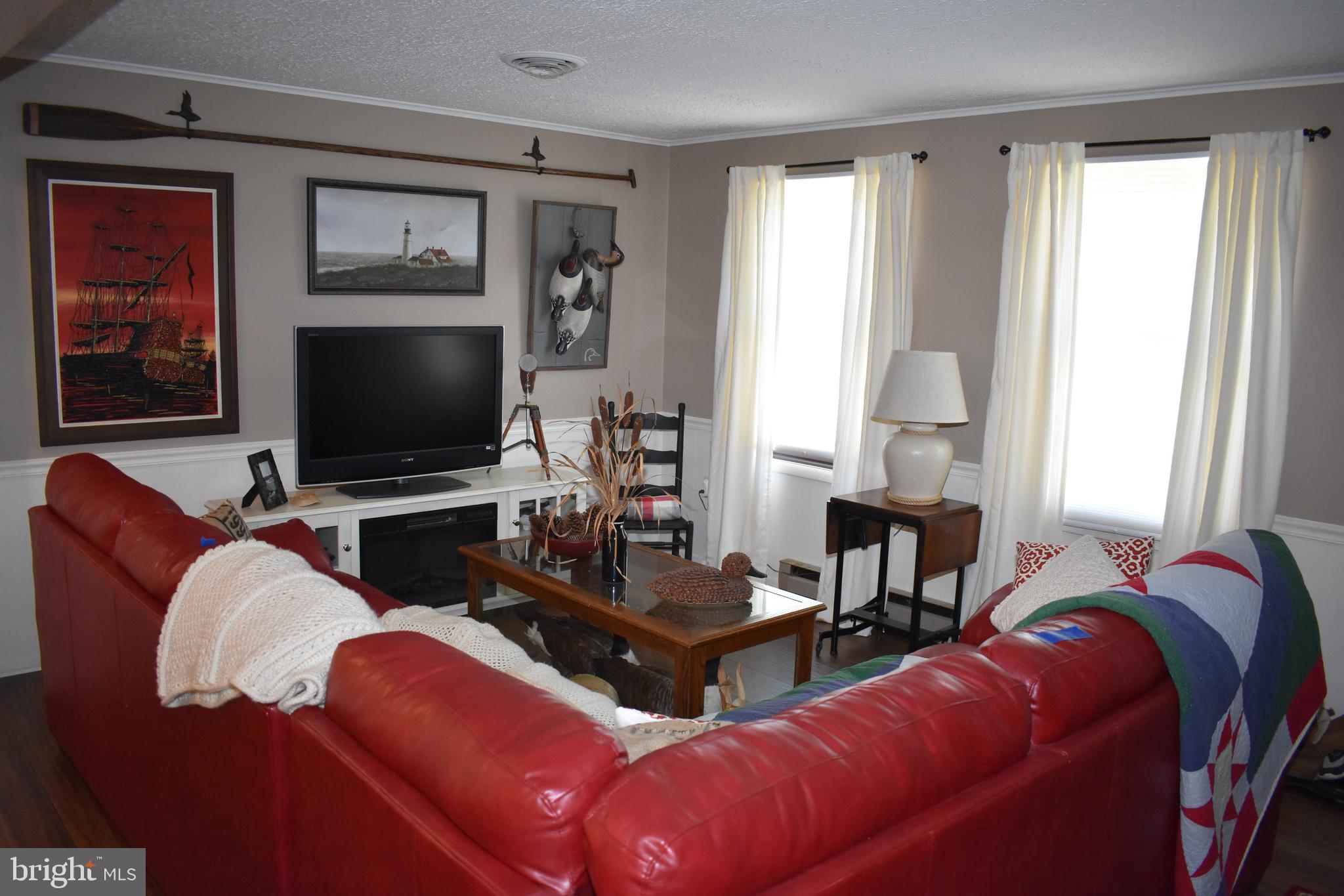 21435 Sinclair Road Tilghman, MD 21671 - Photo 13 of 38 Living room