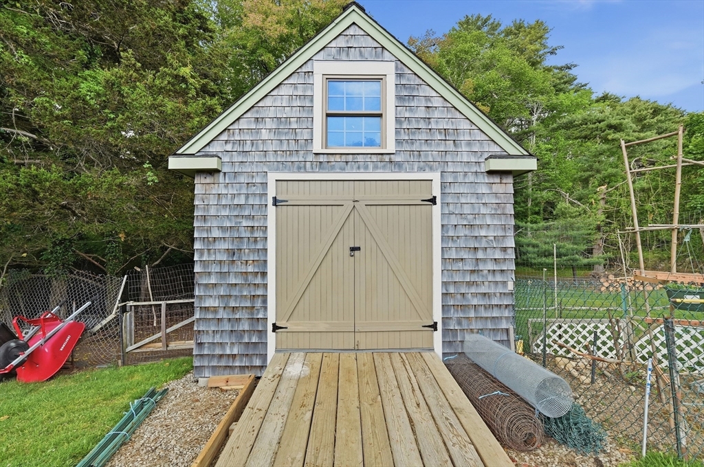 602 Old County Road Westport, MA 02790 - Photo 37 of 38