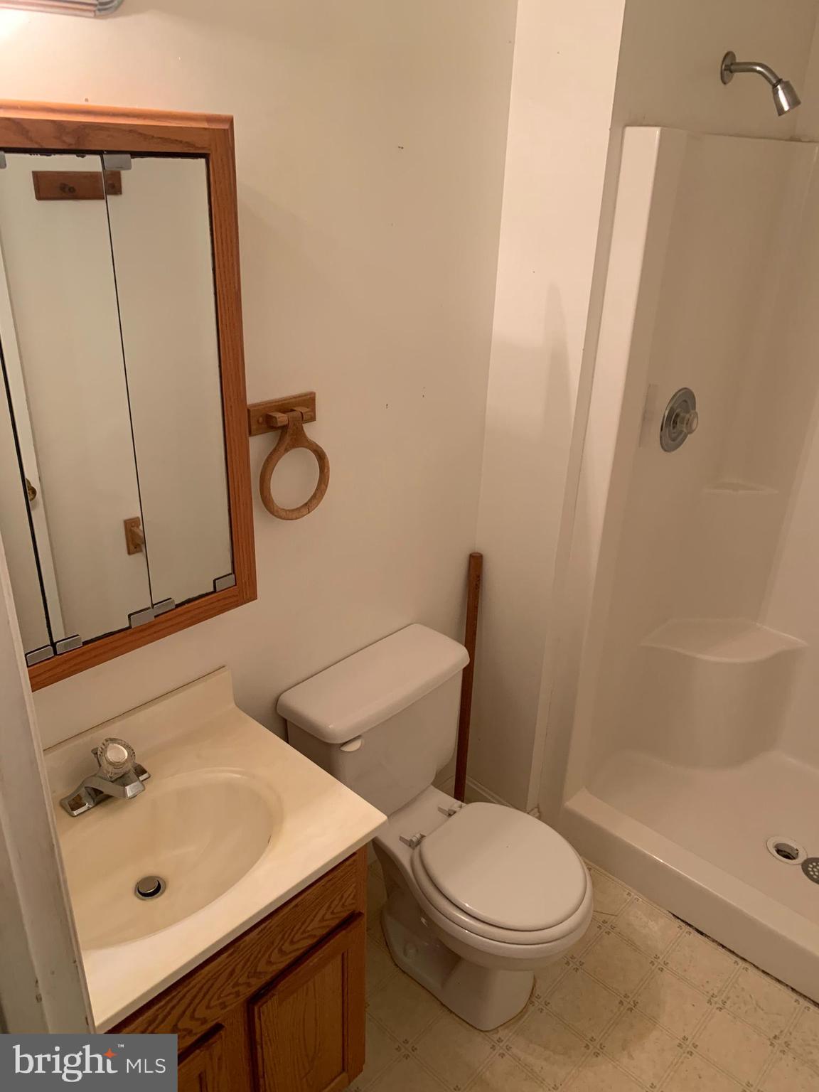 676 Flagstaff Road Lusby, MD 20657 - Photo 14 of 28 Full Bathroom 2, view 2