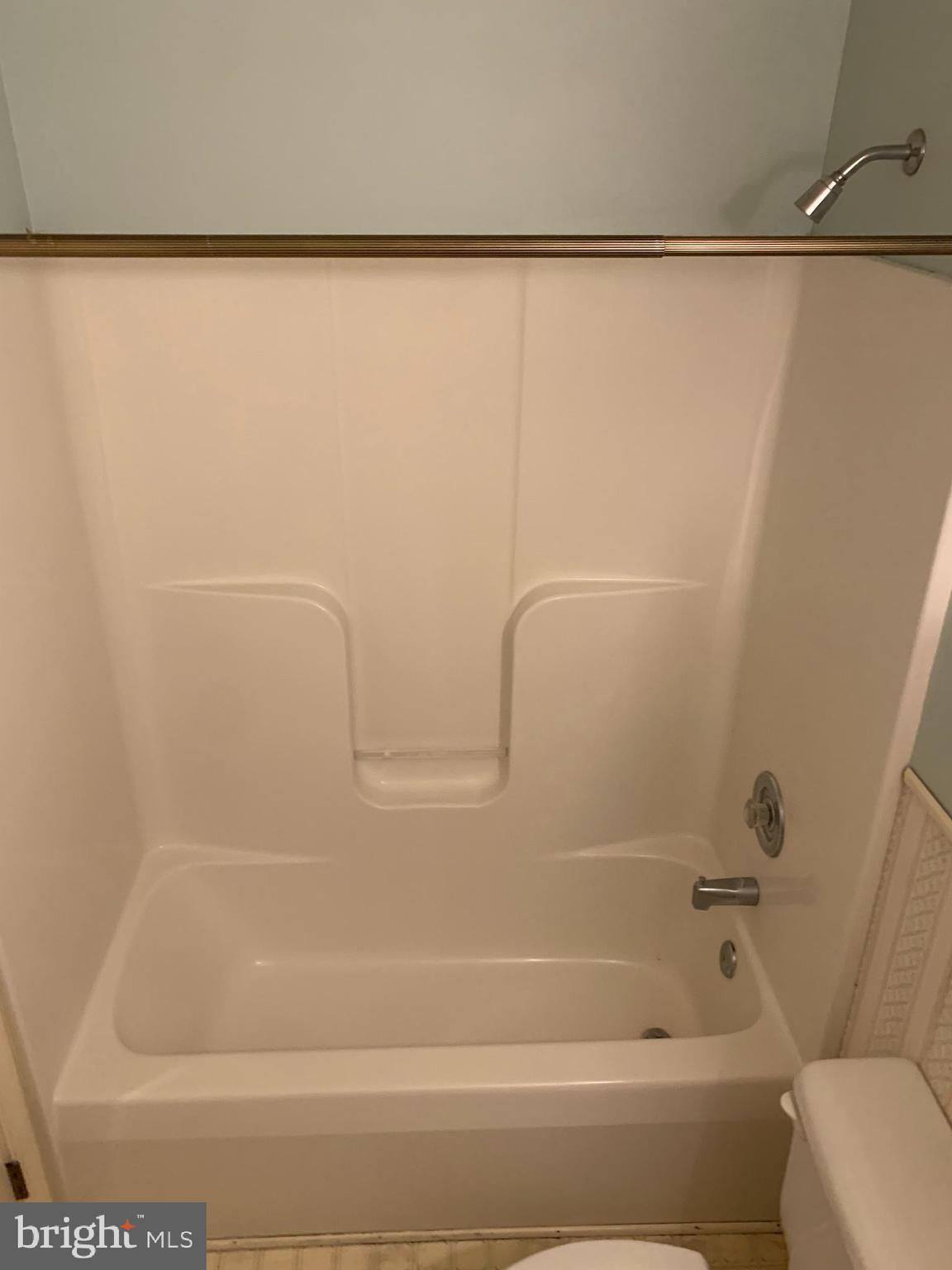 676 Flagstaff Road Lusby, MD 20657 - Photo 9 of 28 Full bathroom 1, view 2