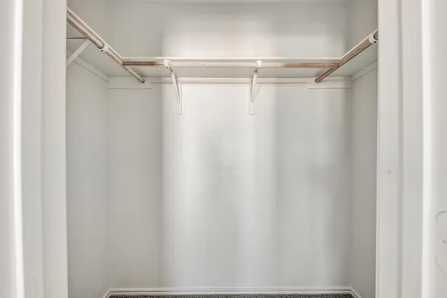 $1,945 | 367 Keefer, Kyle, TX 78640