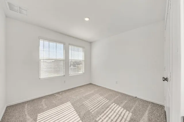 $1,945 | 367 Keefer, Kyle, TX 78640