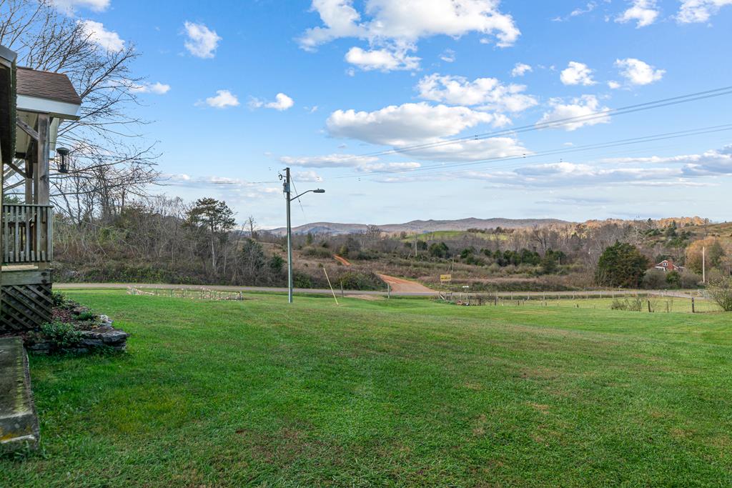 1644 Rickey Road Max Meadows, VA 24360 - Photo 14 of 48 Gallery Image 14