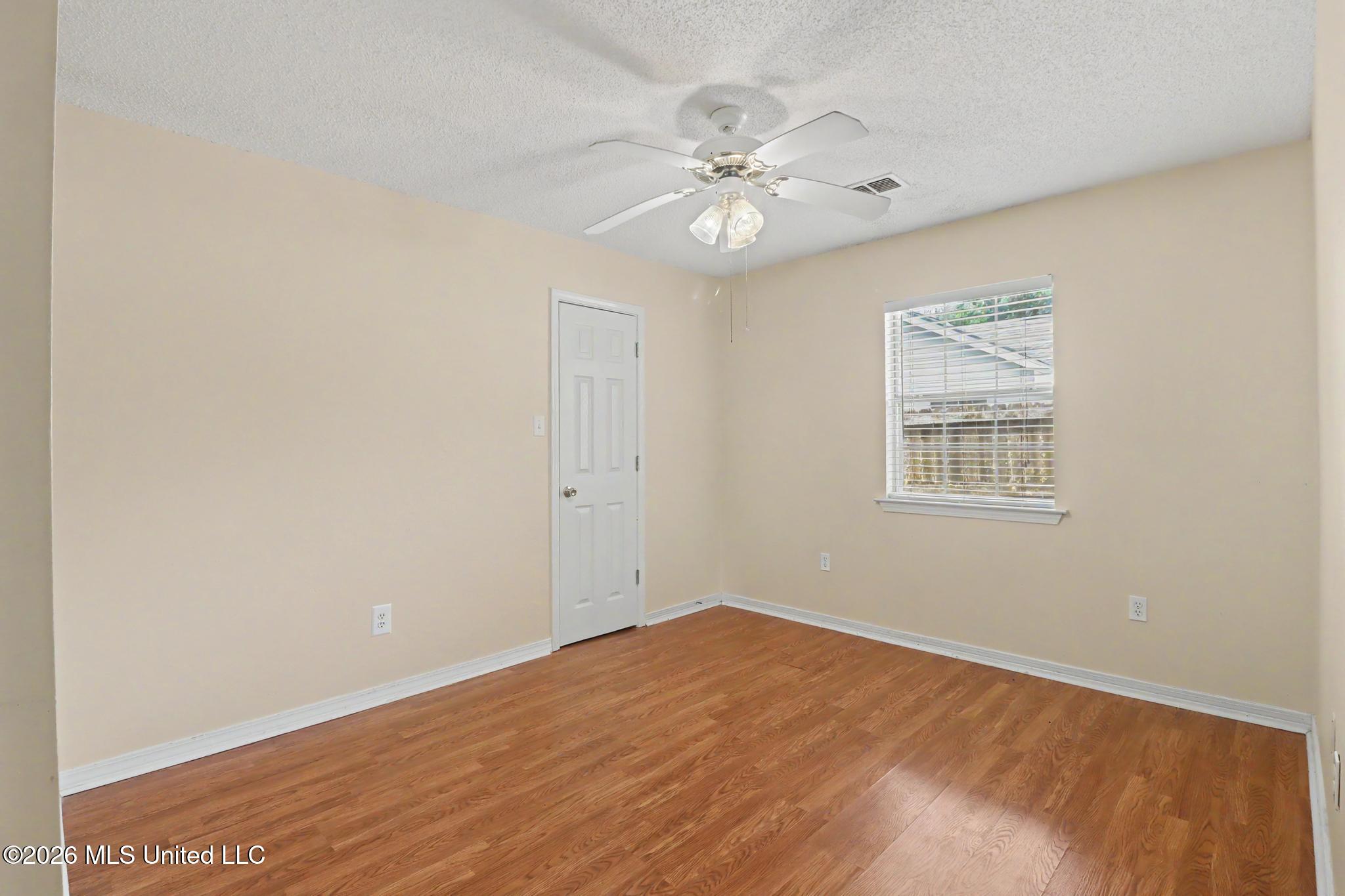18041 Allen Road Long Beach, MS 39560 - Photo 20 of 25 IMG_0580