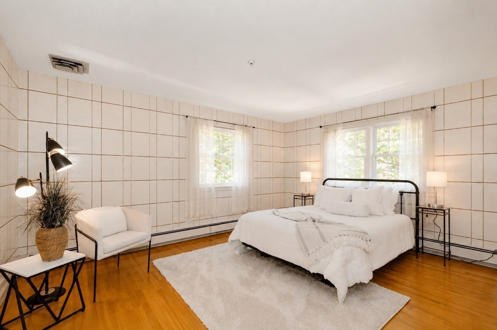 87 Hancock Road Needham, MA 02492 - Photo 21 of 37