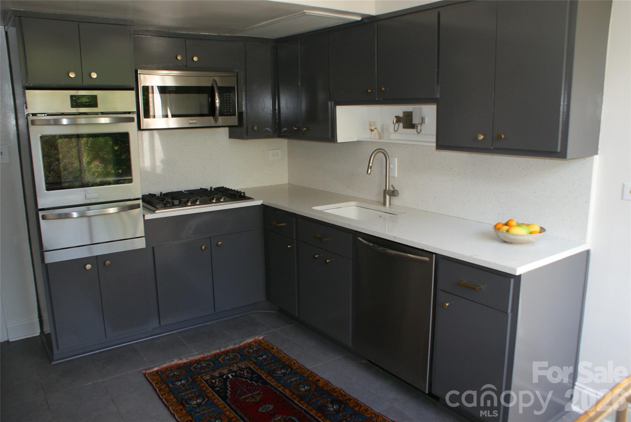 1300 Queens Road, Unit 312 Charlotte, NC 28207 - Photo 12 of 34