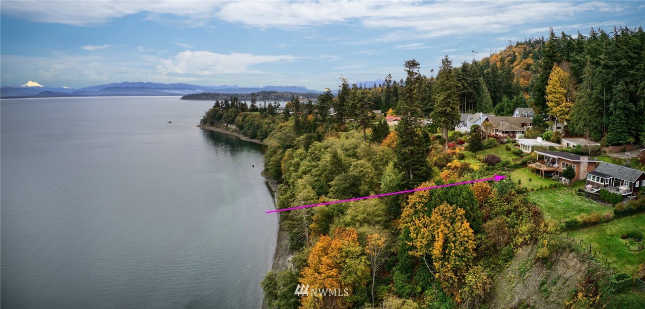 528 Maple Grove Road Camano Island, WA 98282 - Photo 2 of 25 Gallery Image 2