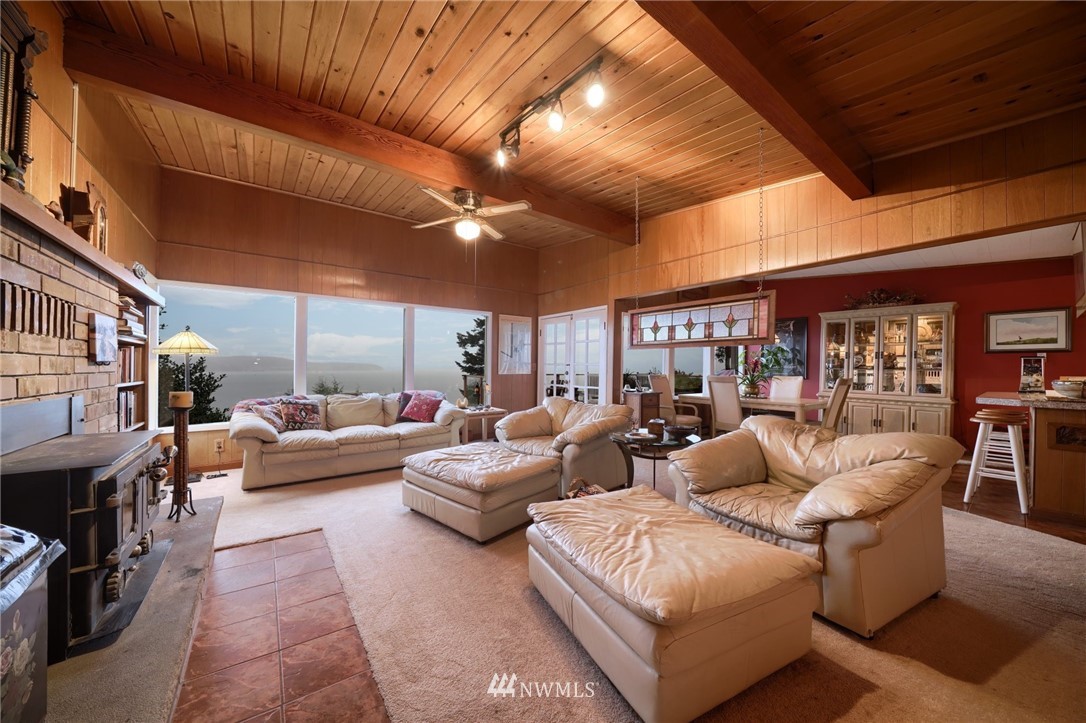 528 Maple Grove Road Camano Island, WA 98282 - Photo 7 of 25 Gallery Image 7