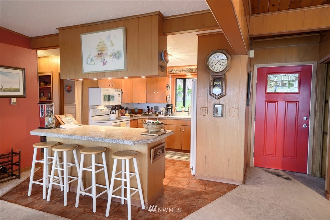 528 Maple Grove Road Camano Island, WA 98282 - Photo 10 of 25 Gallery Image 10
