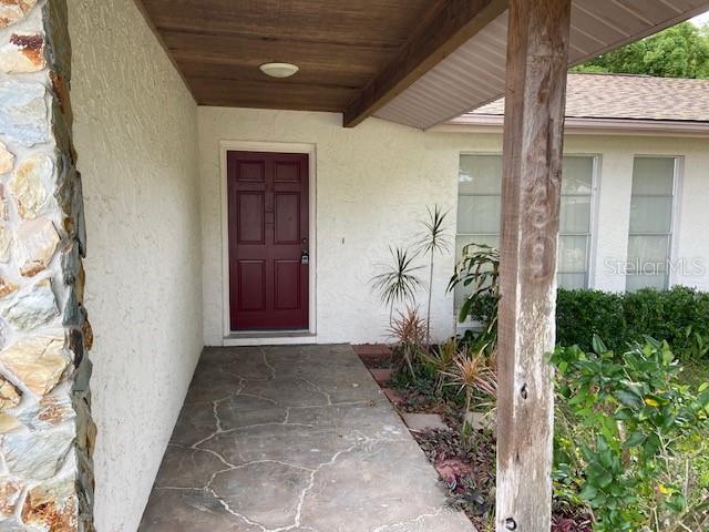 17499 Hanna Road Lutz, FL 33549 - Photo 2 of 9