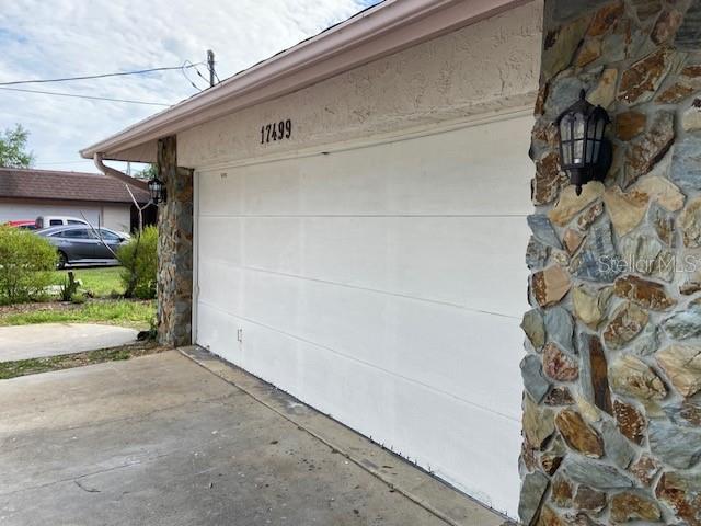 17499 Hanna Road Lutz, FL 33549 - Photo 3 of 9