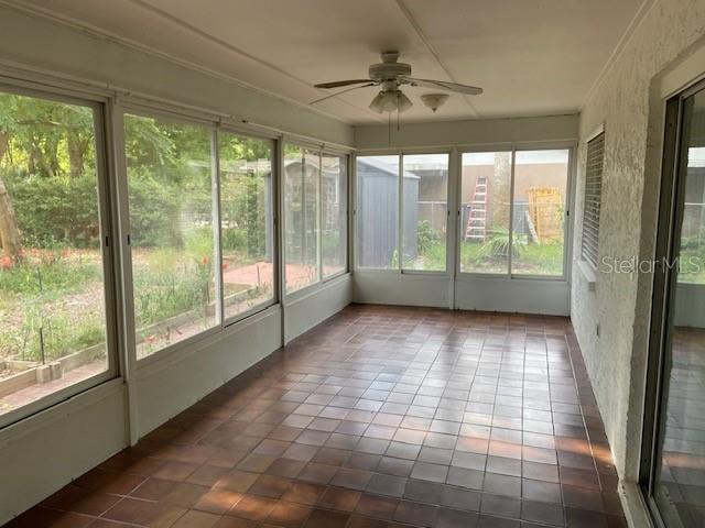 17499 Hanna Road Lutz, FL 33549 - Photo 8 of 9