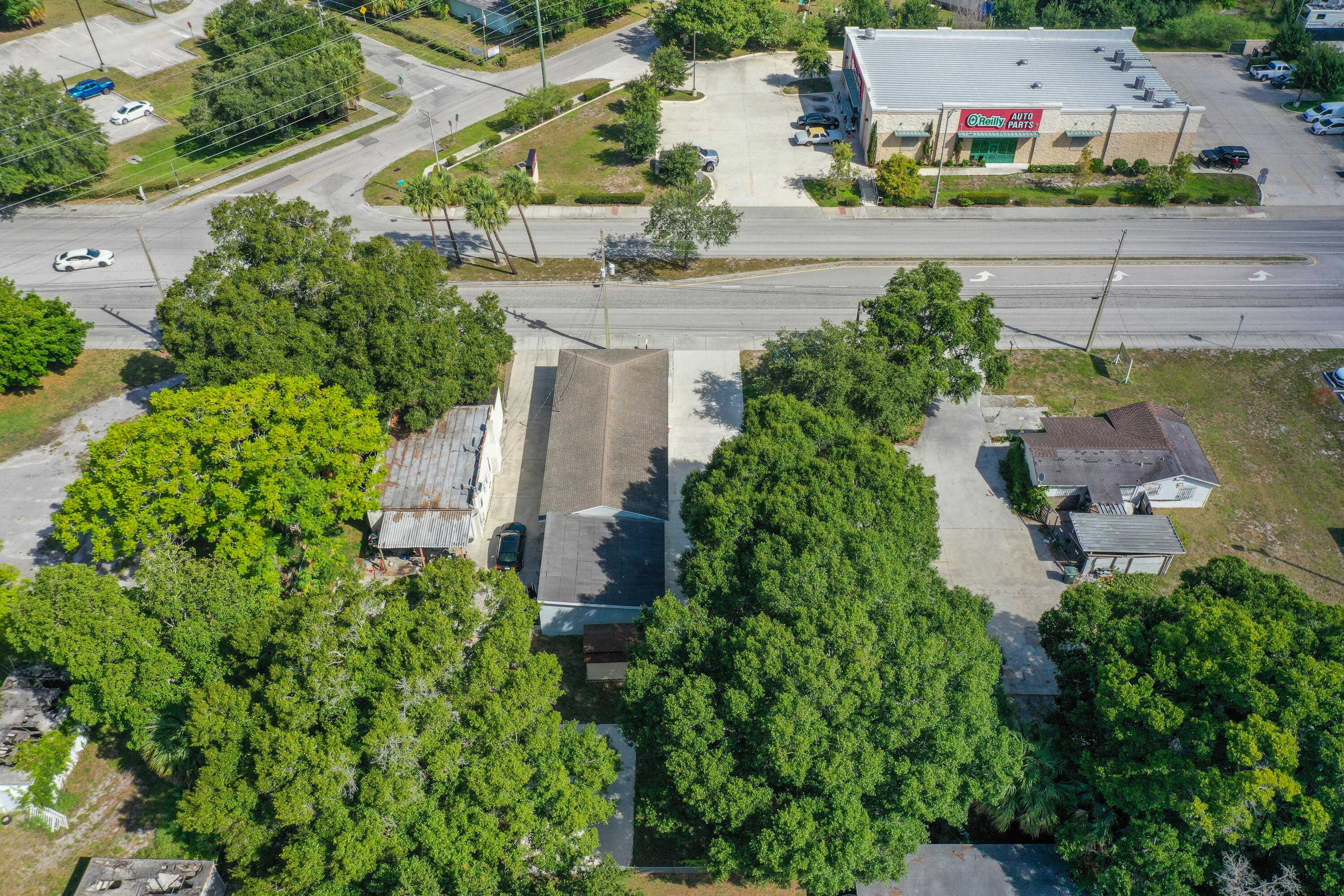 2527 Okeechobee Road Fort Pierce, FL 34947 - Photo 15 of 16 6F84E94A-10FB-4951-92B2-4988564CAA6A
