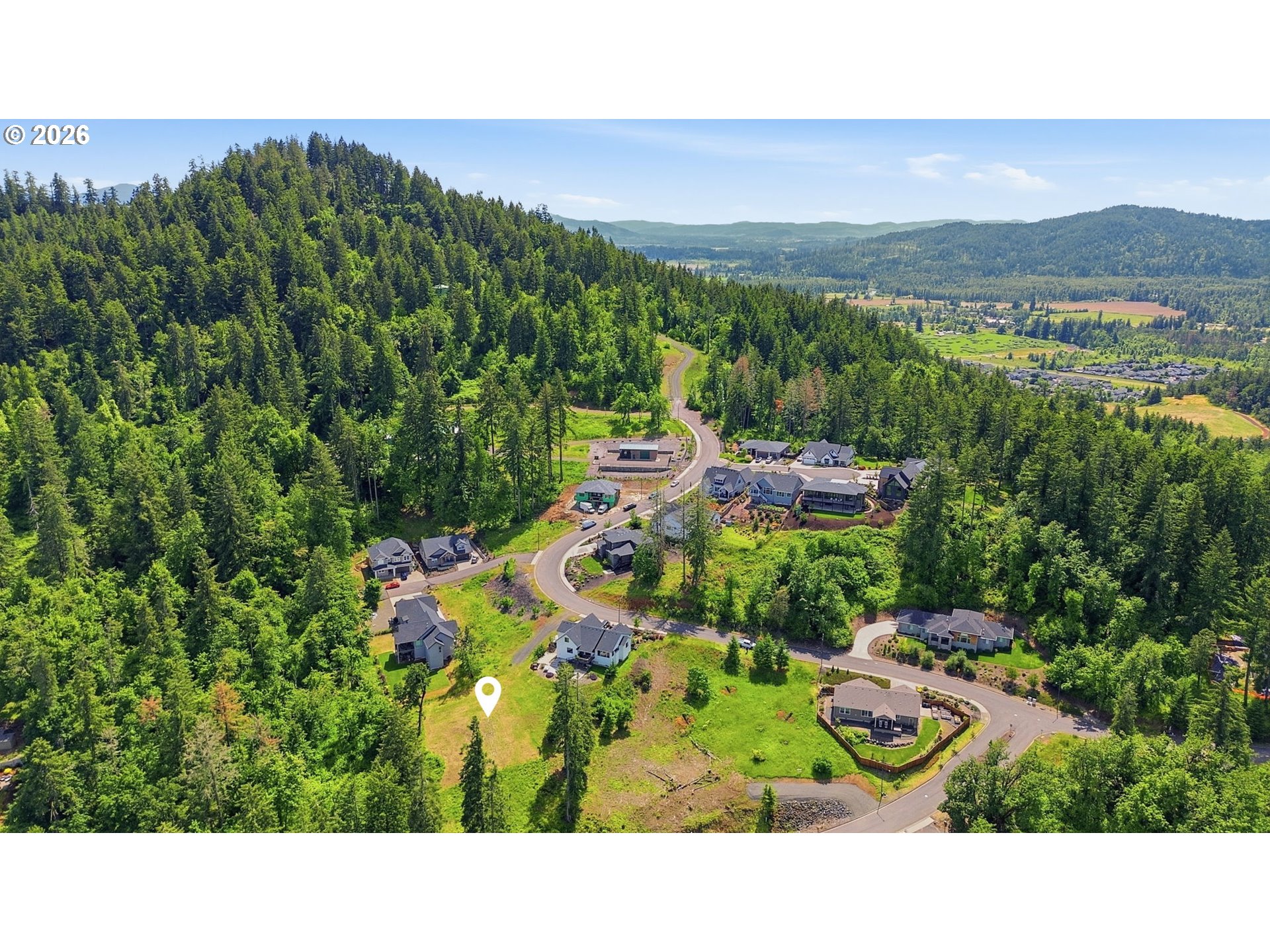155 66th Street Springfield, OR 97478 - Photo 4 of 14 a view of a city