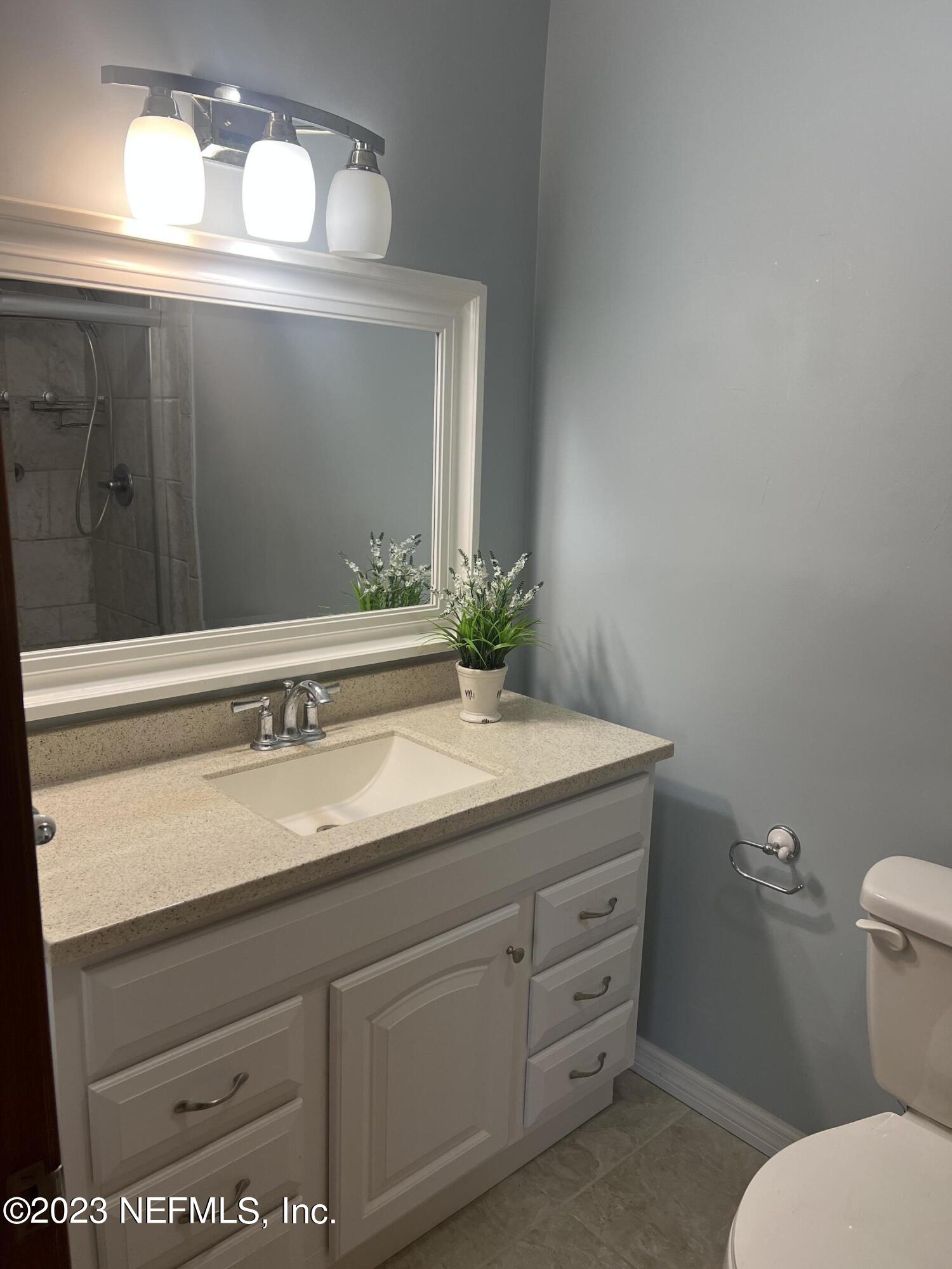 6004 Pickettville Road Jacksonville, FL 32254 - Photo 23 of 33 Master bath