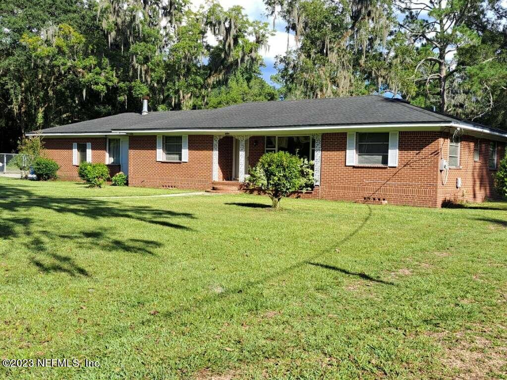 6004 Pickettville Road Jacksonville, FL 32254 - Photo 5 of 33 Backyard