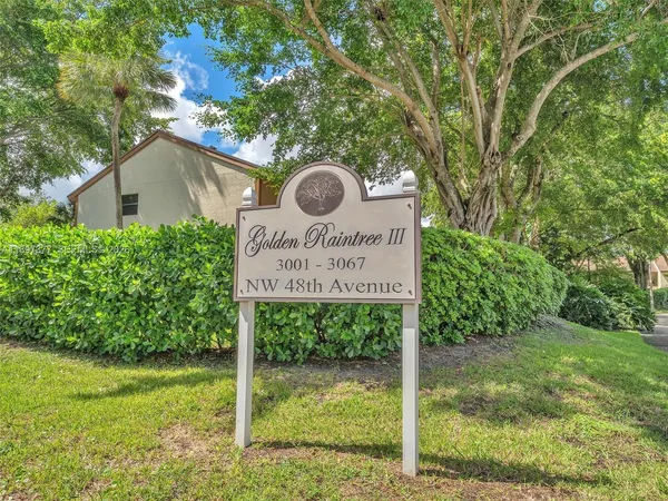 $369,990 | 3065 Northwest 48th Avenue, Coconut Creek, FL 33063