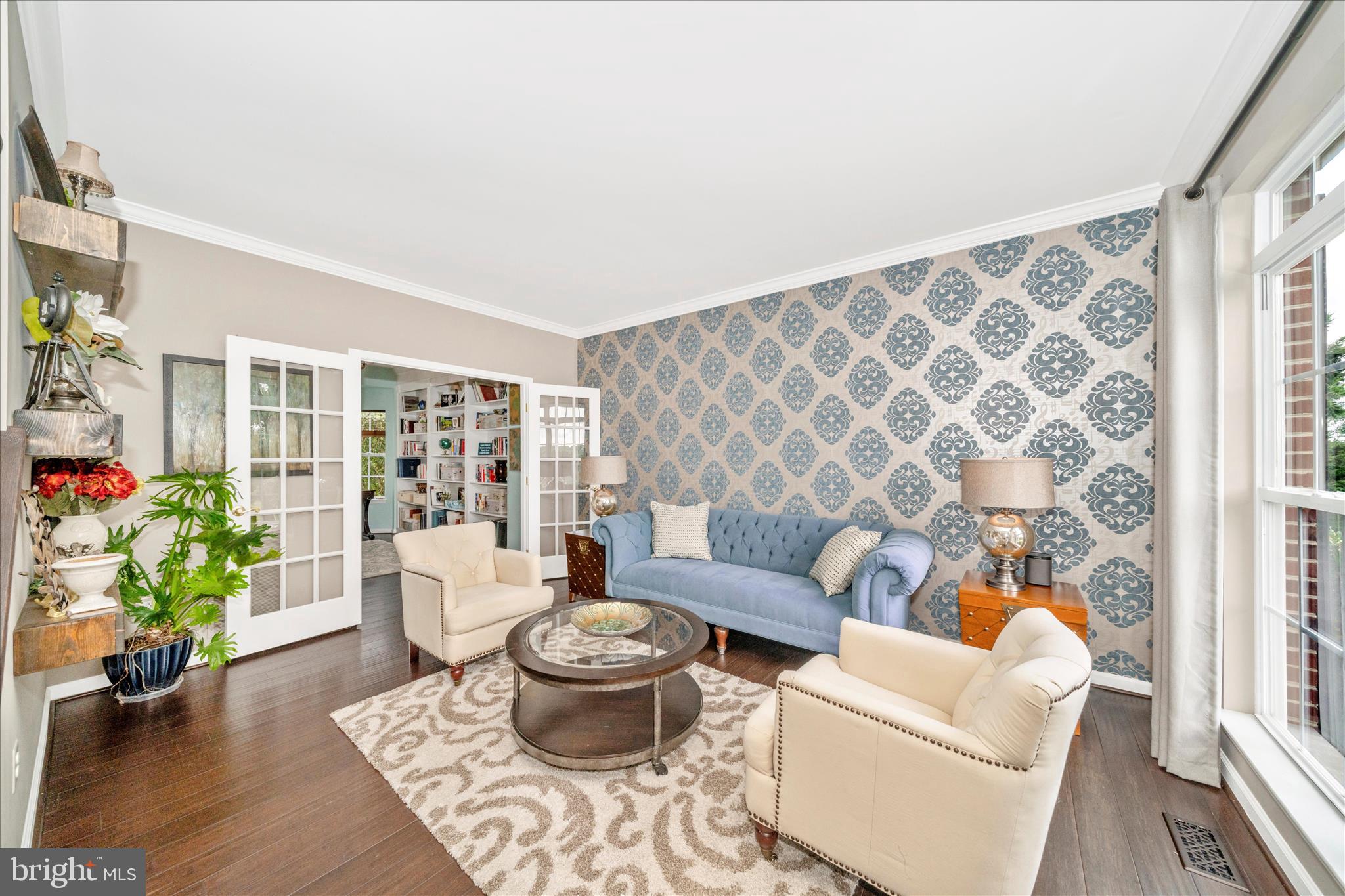 9607 Greenel Road Damascus, MD 20872 - Photo 12 of 102 Living Room