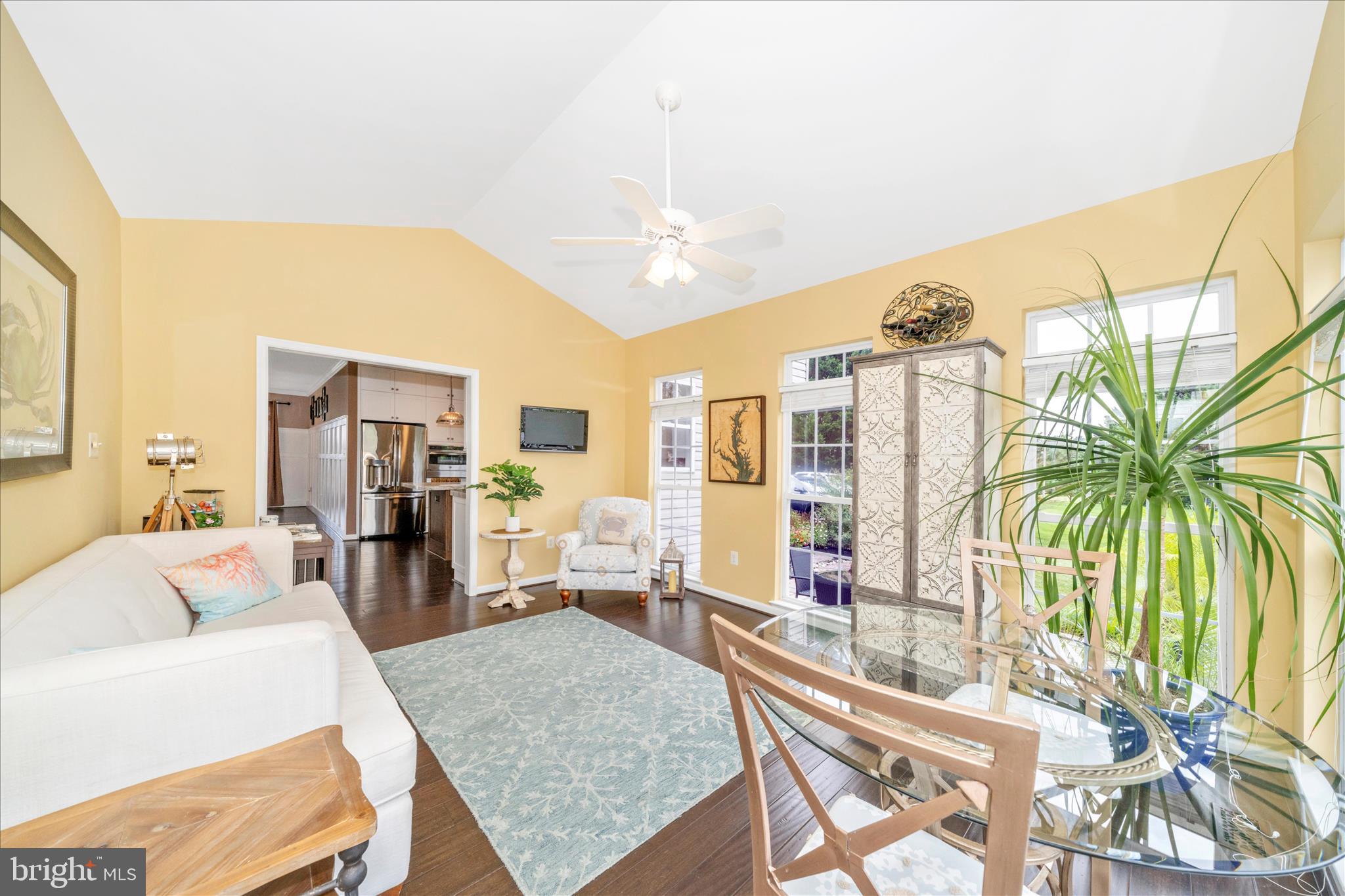 9607 Greenel Road Damascus, MD 20872 - Photo 39 of 102 Sun Room