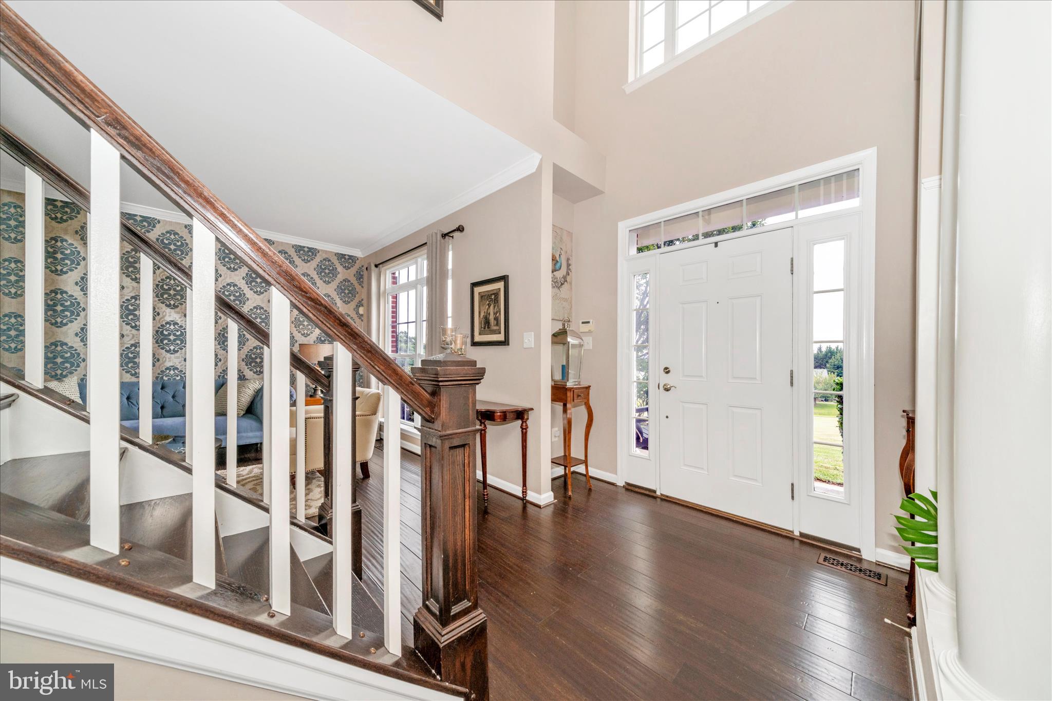 9607 Greenel Road Damascus, MD 20872 - Photo 4 of 102 Foyer