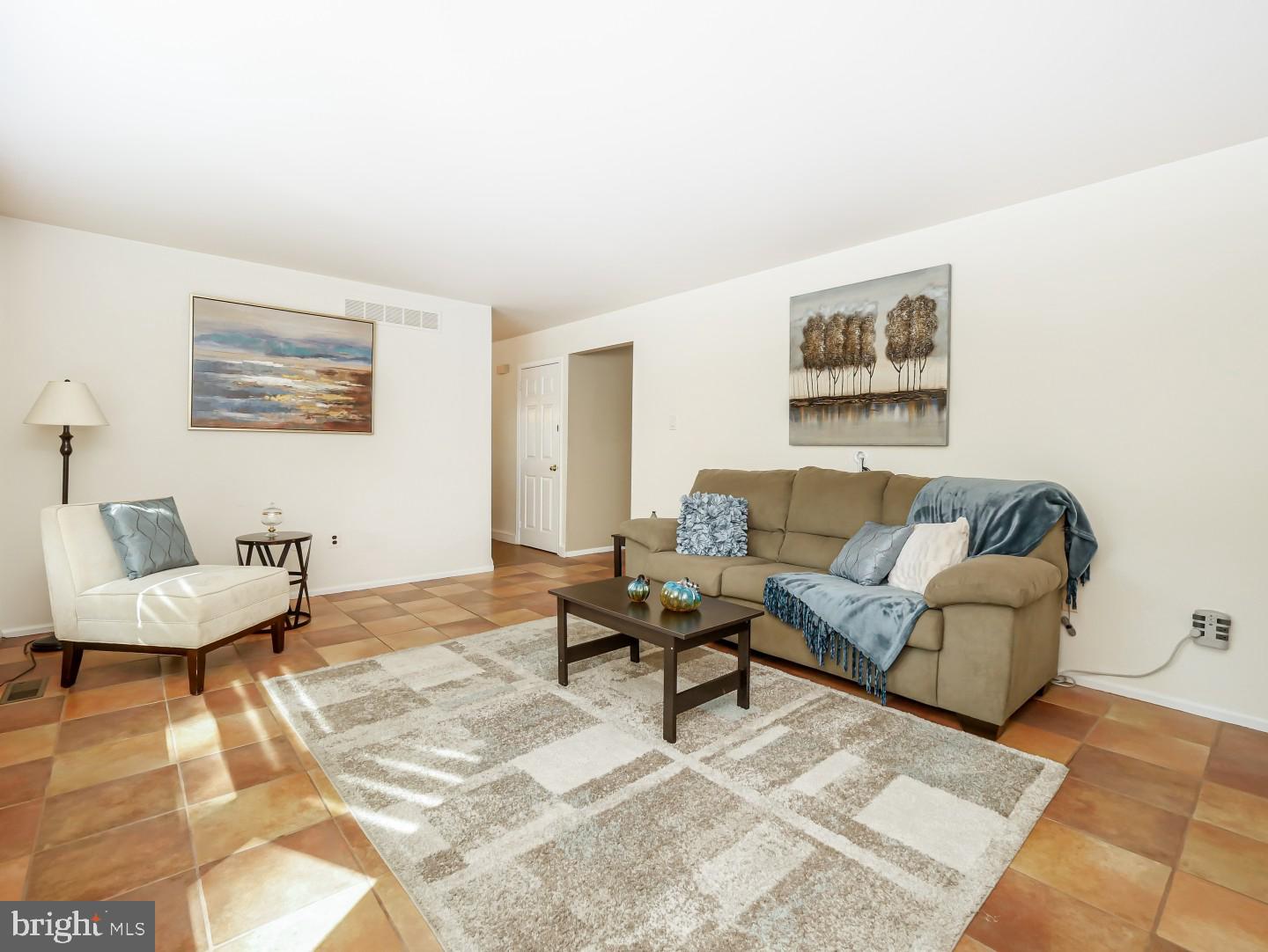 329 Flint Road Langhorne, PA 19047 - Photo 13 of 45 Gallery Image 13