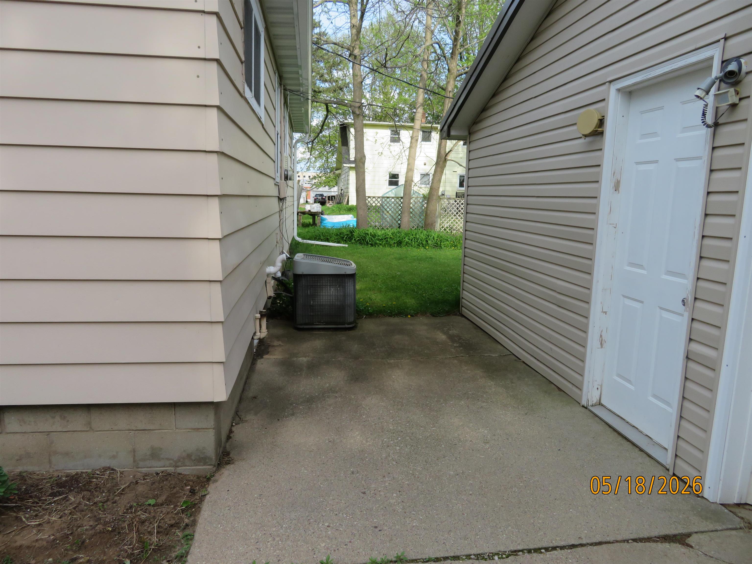 312 West 3rd Street Shawano, WI 54166 - Photo 36 of 40