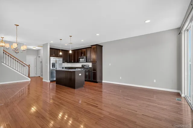 $499,000 | 119 Meadow View Drive, Middletown, NY 10940