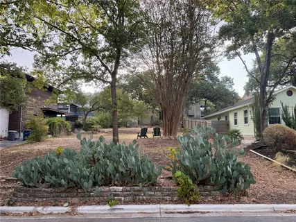 $1,100,000 | 2005 Forest Trail, Austin, TX 78703