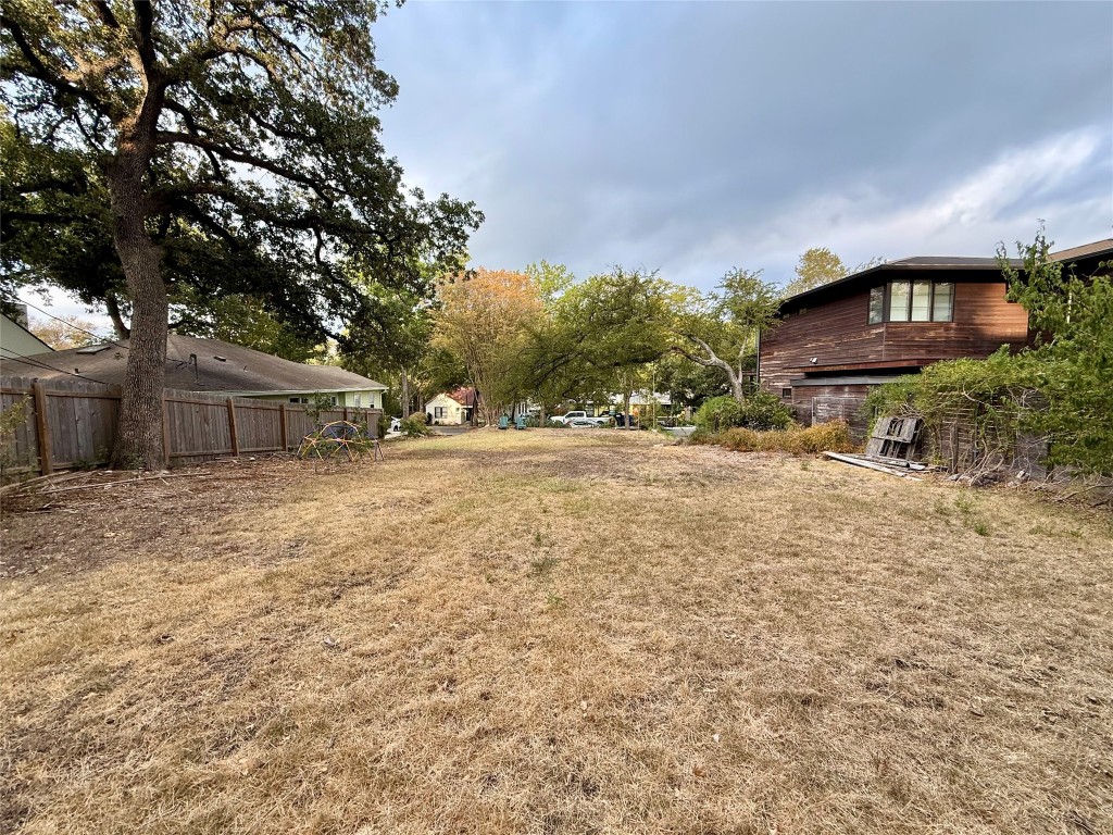 2005 Forest Trail Austin, TX 78703 - Photo 10 of 14 View of yard