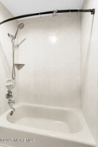 $450,000 | 314 Middlewood Road, Middletown, NJ 07748