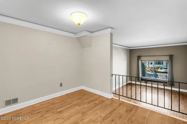 $450,000 | 314 Middlewood Road, Middletown, NJ 07748