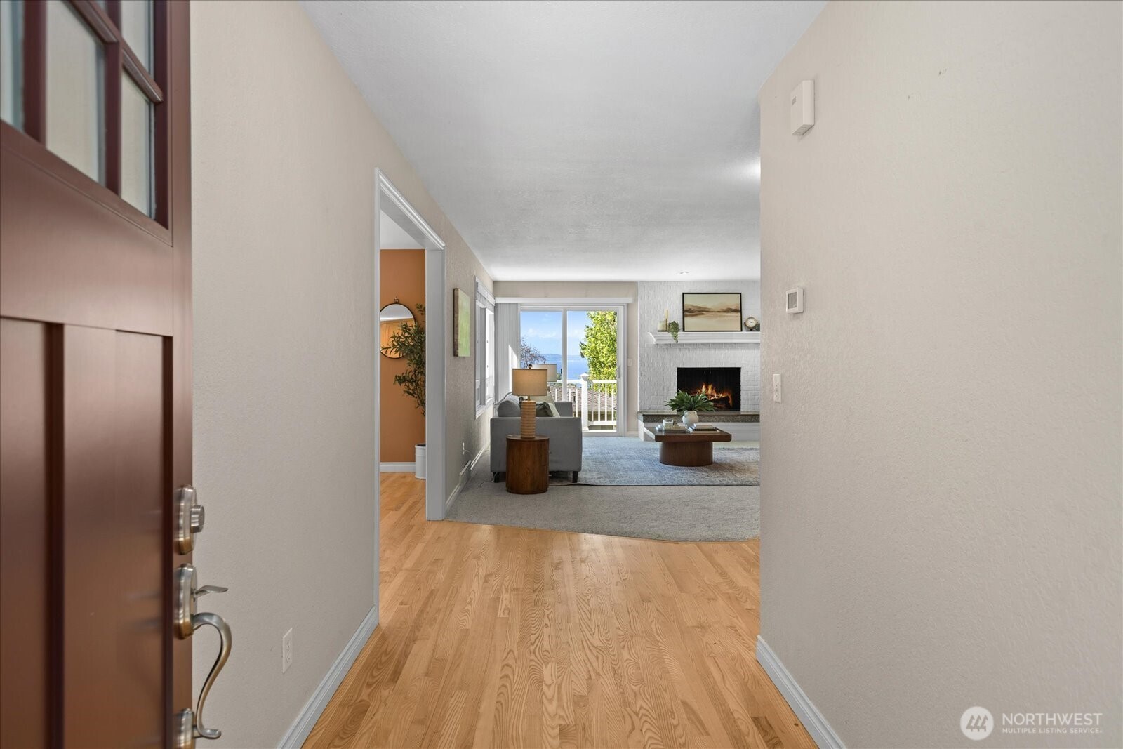 16209 70th Place West Edmonds, WA 98026 - Photo 4 of 39