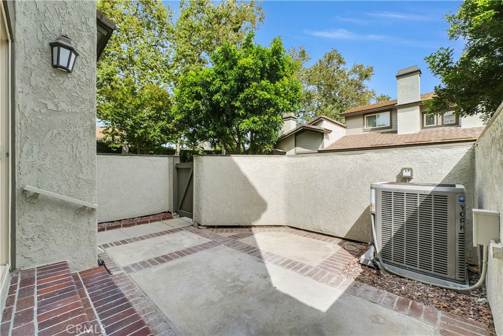 10 Starfall, Unit 11 Irvine, CA 92603 - Photo 23 of 29