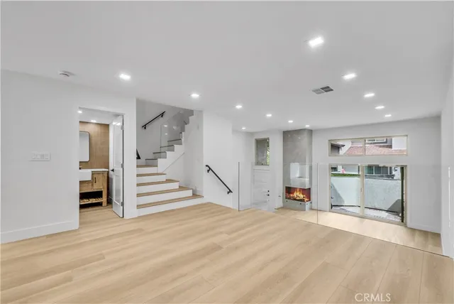 $1,698,000 | 10 Starfall, Unit 11, Irvine, CA 92603