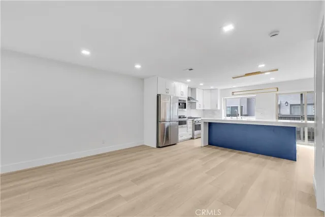 $1,698,000 | 10 Starfall, Unit 11, Irvine, CA 92603