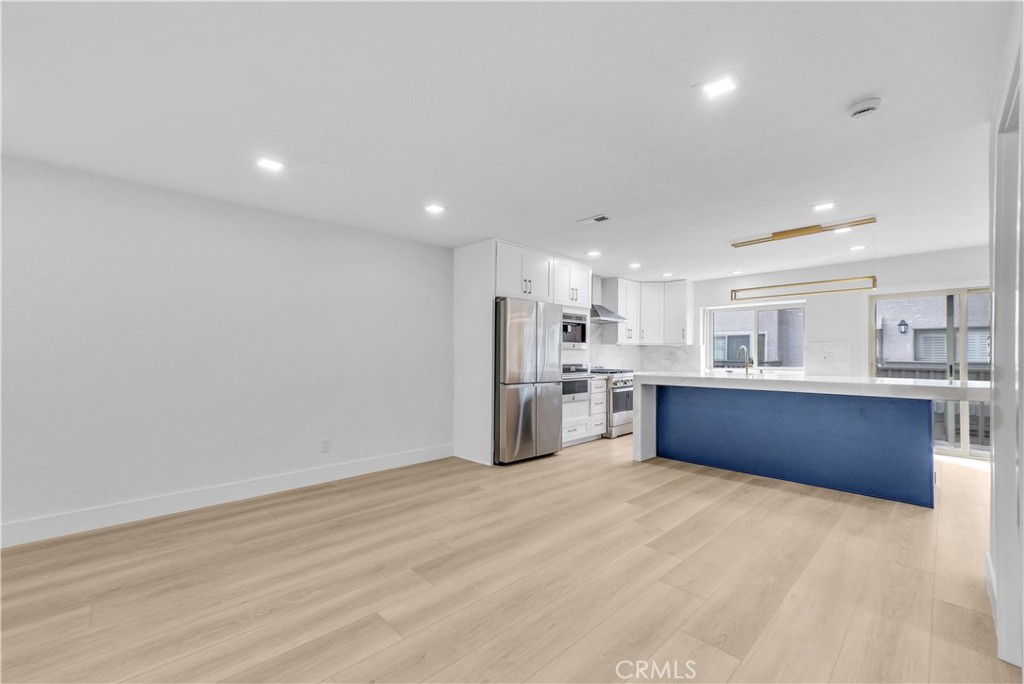 10 Starfall, Unit 11 Irvine, CA 92603 - Photo 7 of 29