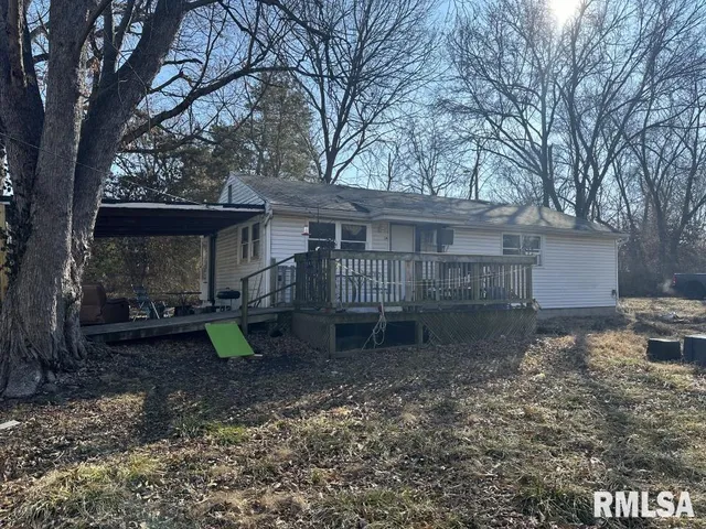 $149,900 | 909 West Sycamore Street, Carbondale, IL 62901