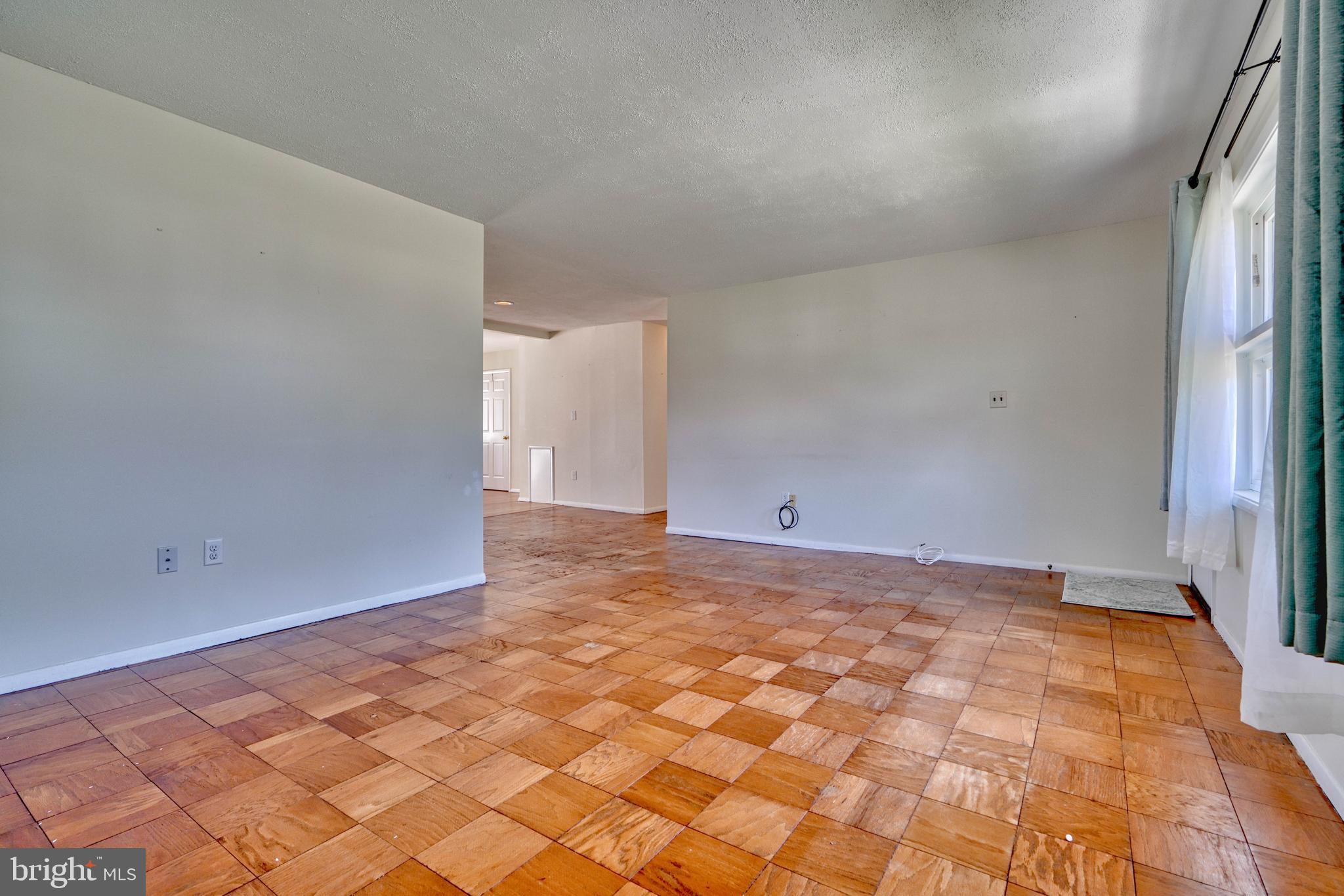 8724 Roper Road Parkville, MD 21234 - Photo 14 of 41 Gallery Image 14