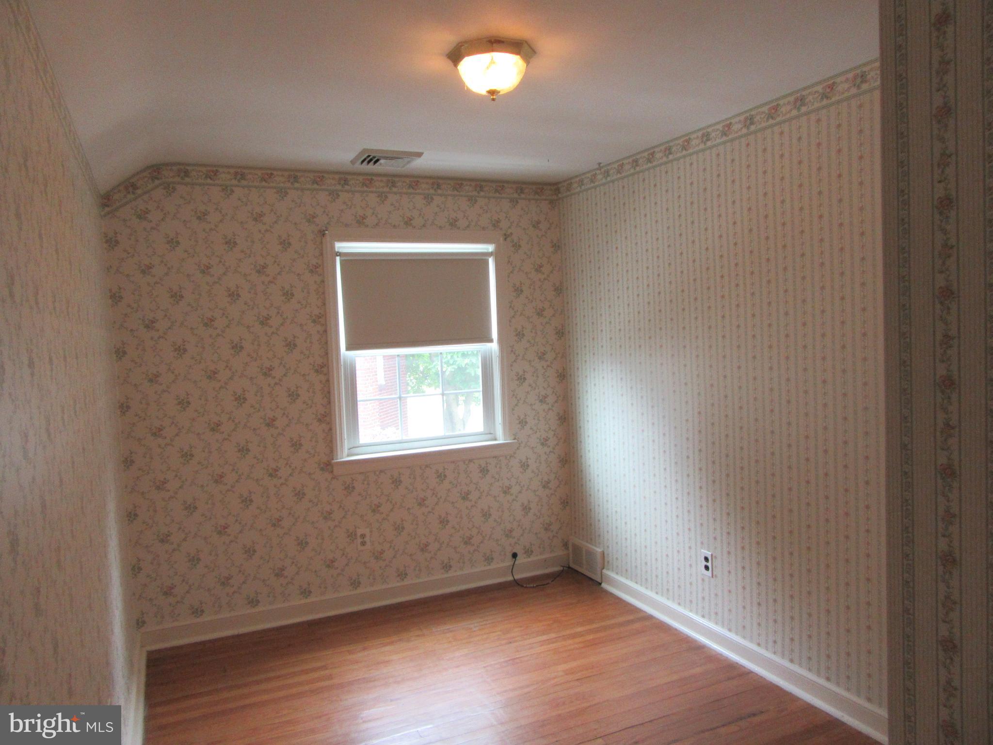 521 Sherman Road Springfield, PA 19064 - Photo 18 of 28 Third Bedroom