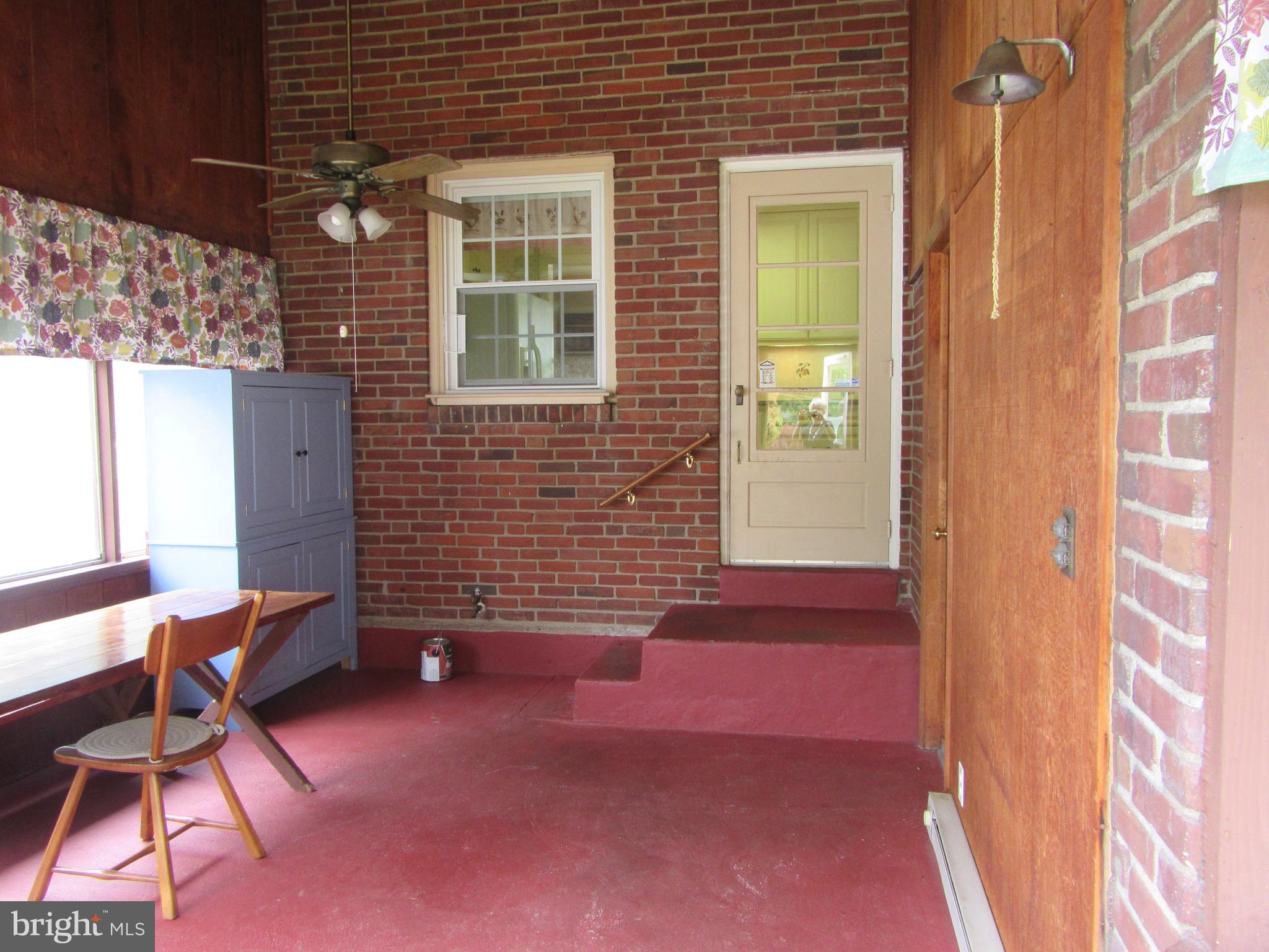 521 Sherman Road Springfield, PA 19064 - Photo 23 of 28 Rear Screened Porch
