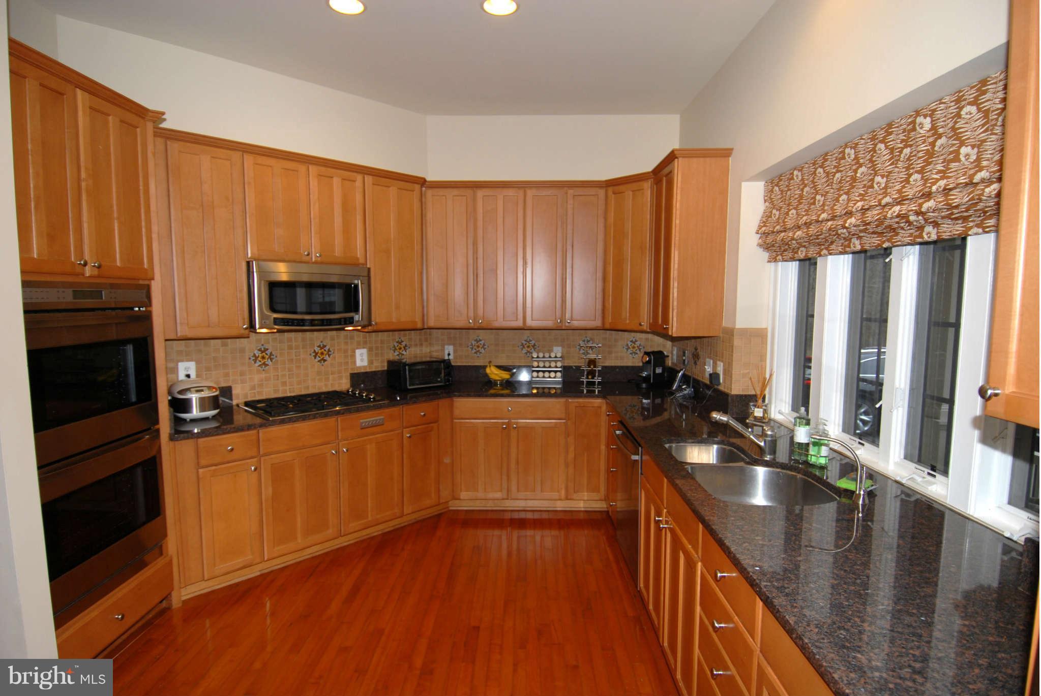7319 Gordons Road Falls Church, VA 22043 - Photo 11 of 30 granite and custom window treatments
